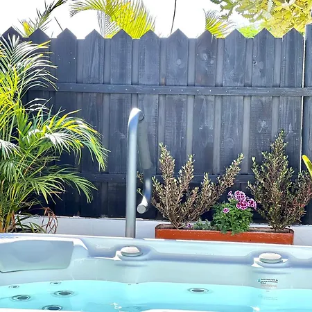 Oasis Beach Holiday Home With Jacuzzi Playa del Ingles  Exterior photo