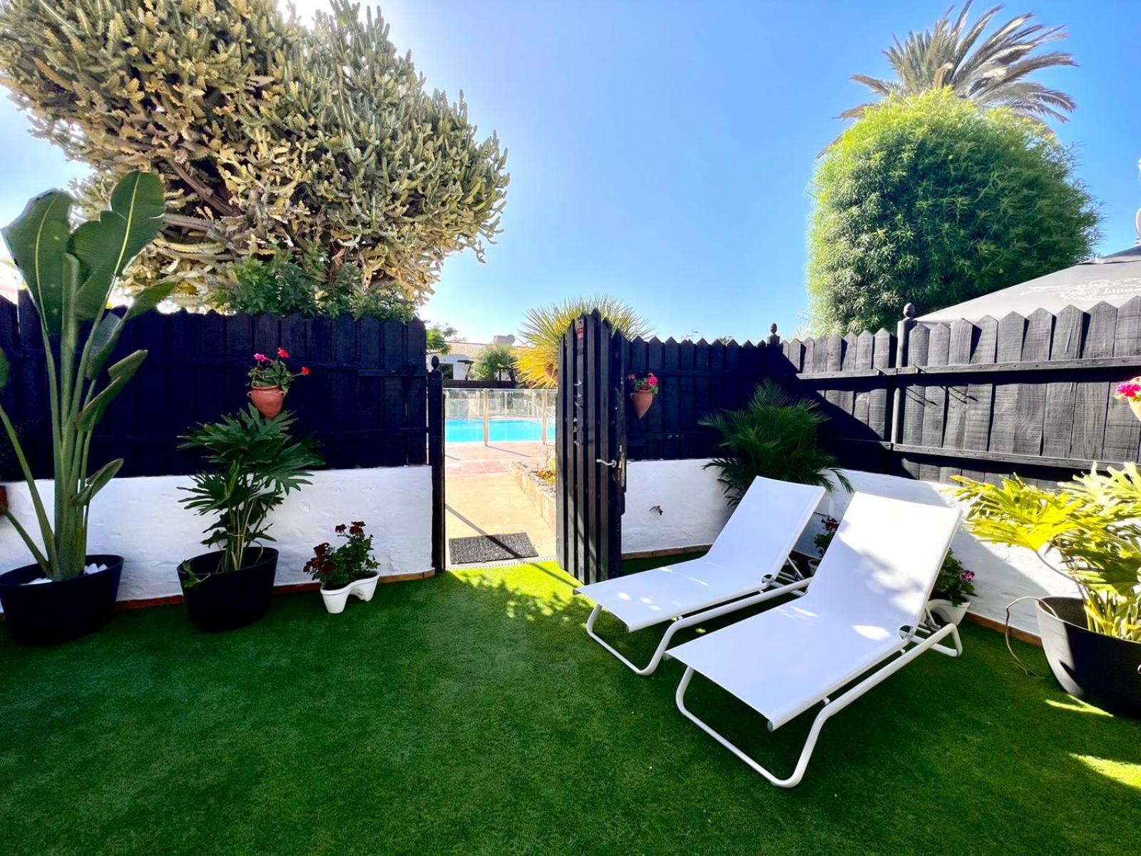 Vakantiehuis Oasis With Jacuzzi
