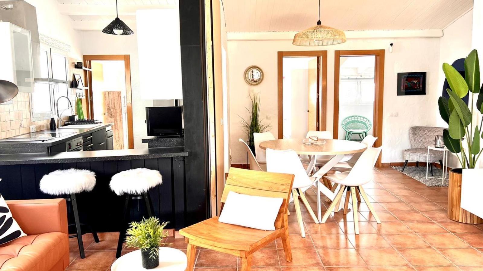 Vakantiehuis Oasis With Jacuzzi