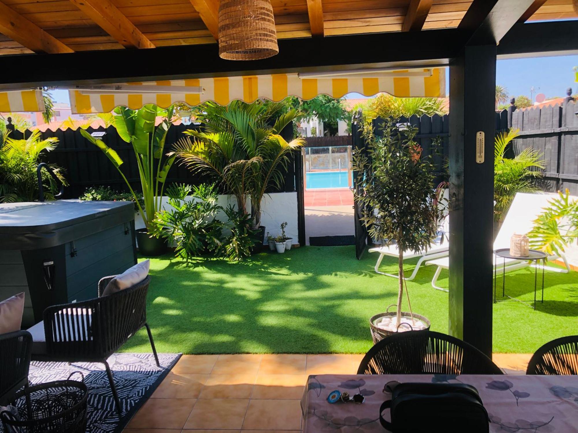 Oasis With Jacuzzi * Playa del Ingles (Gran Canaria)