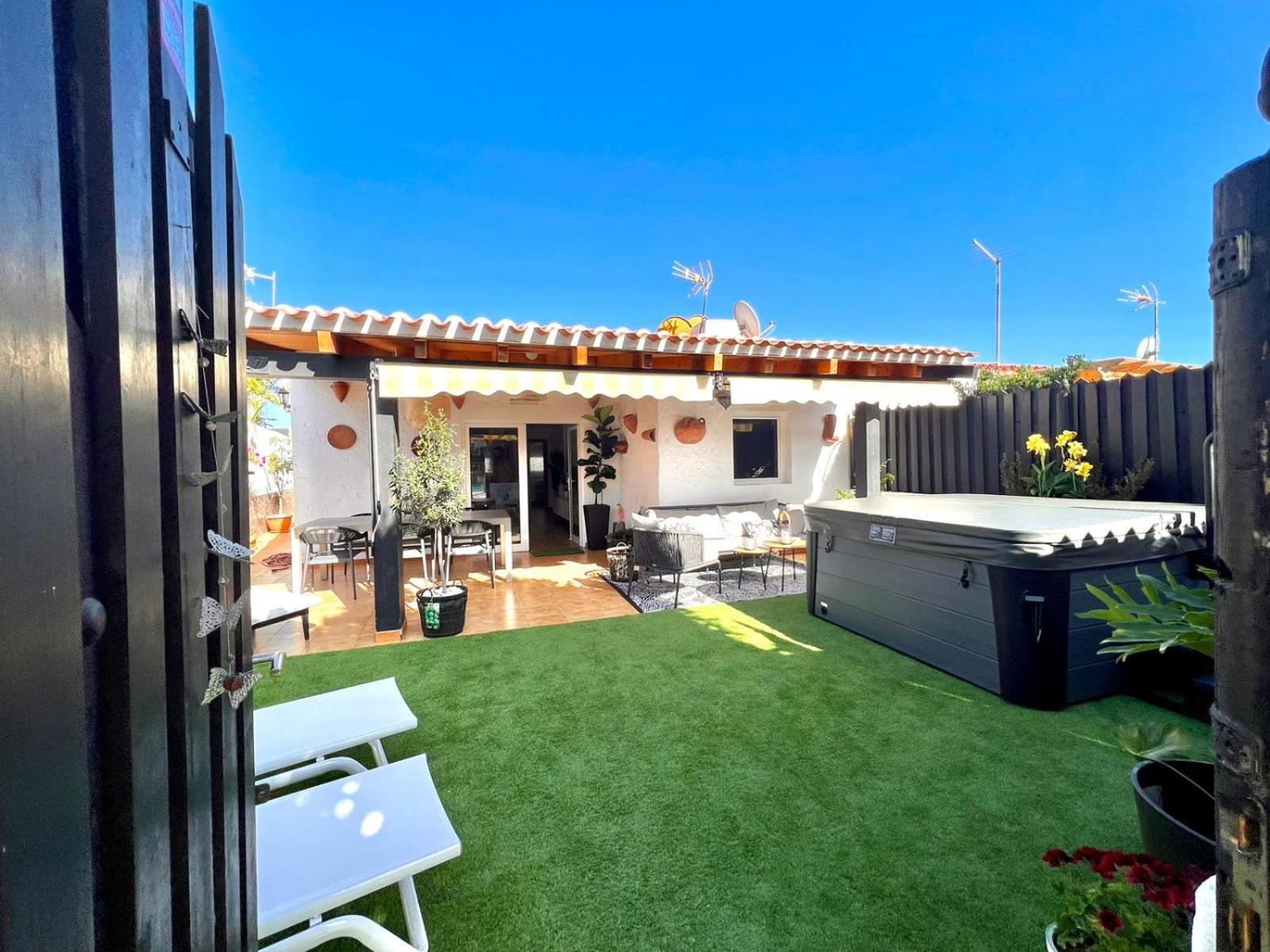 Casa vacanze Oasis With Jacuzzi *